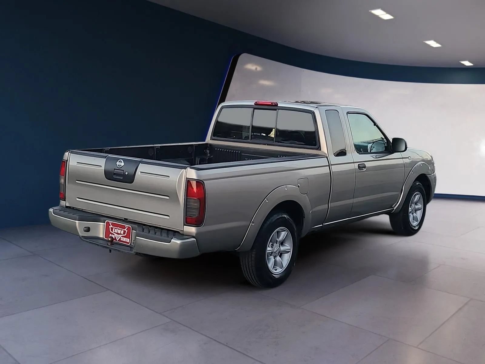 Used 2001 Nissan Frontier XE RWD image 5