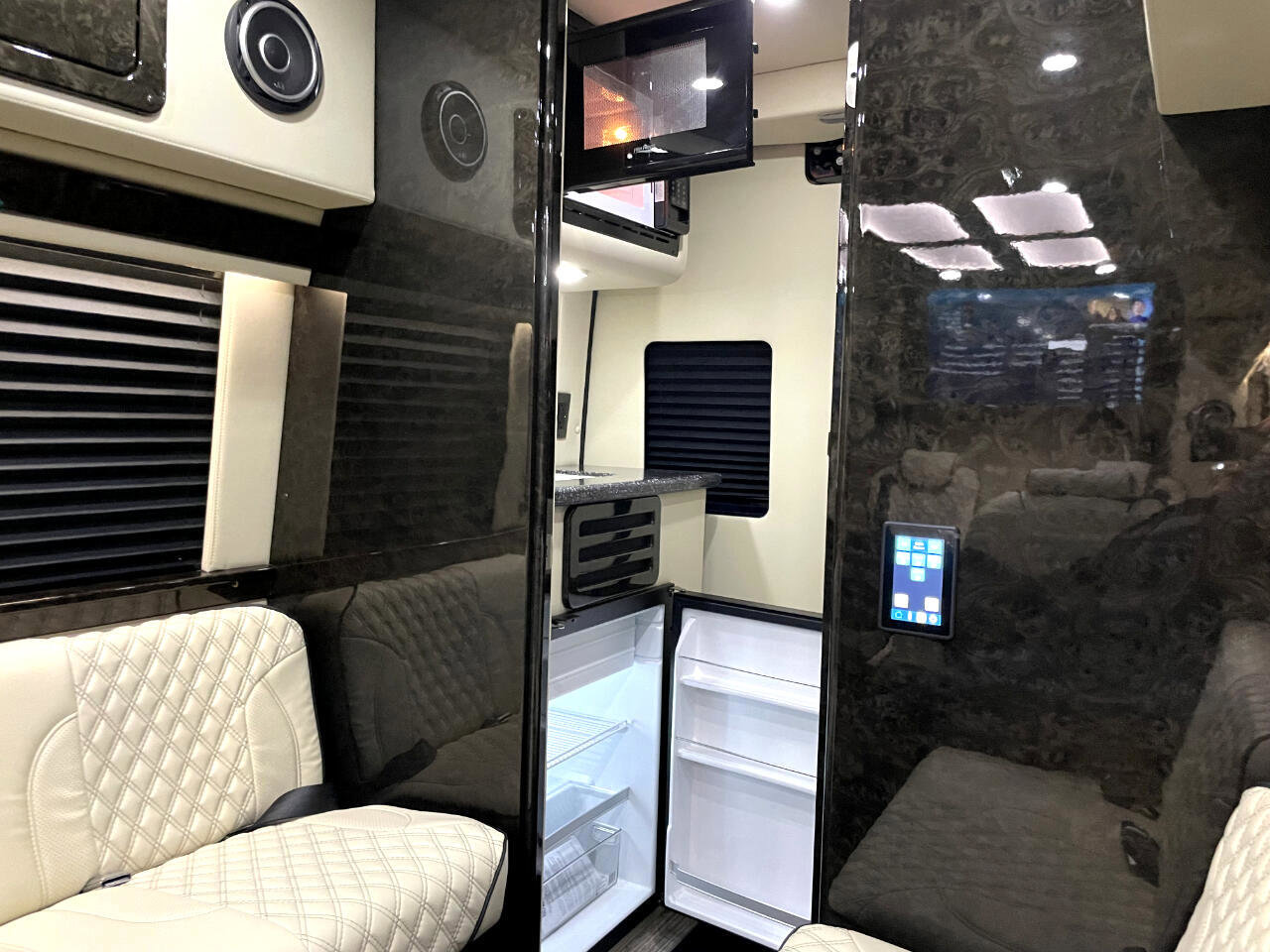 Used 2022 Mercedes-Benz Sprinter 3500 image 5