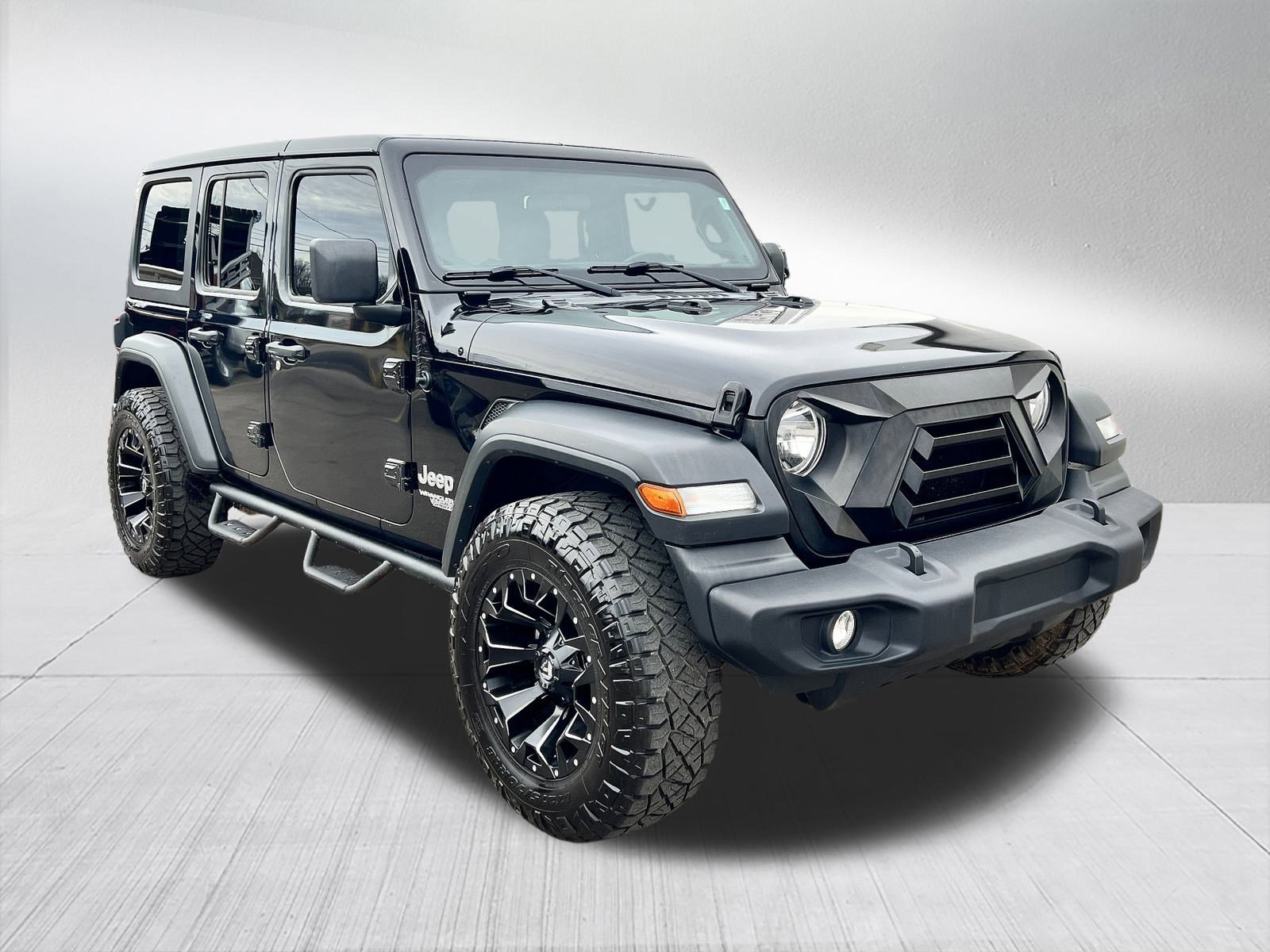Used 2018 Jeep Wrangler Unlimited Sport S image 3