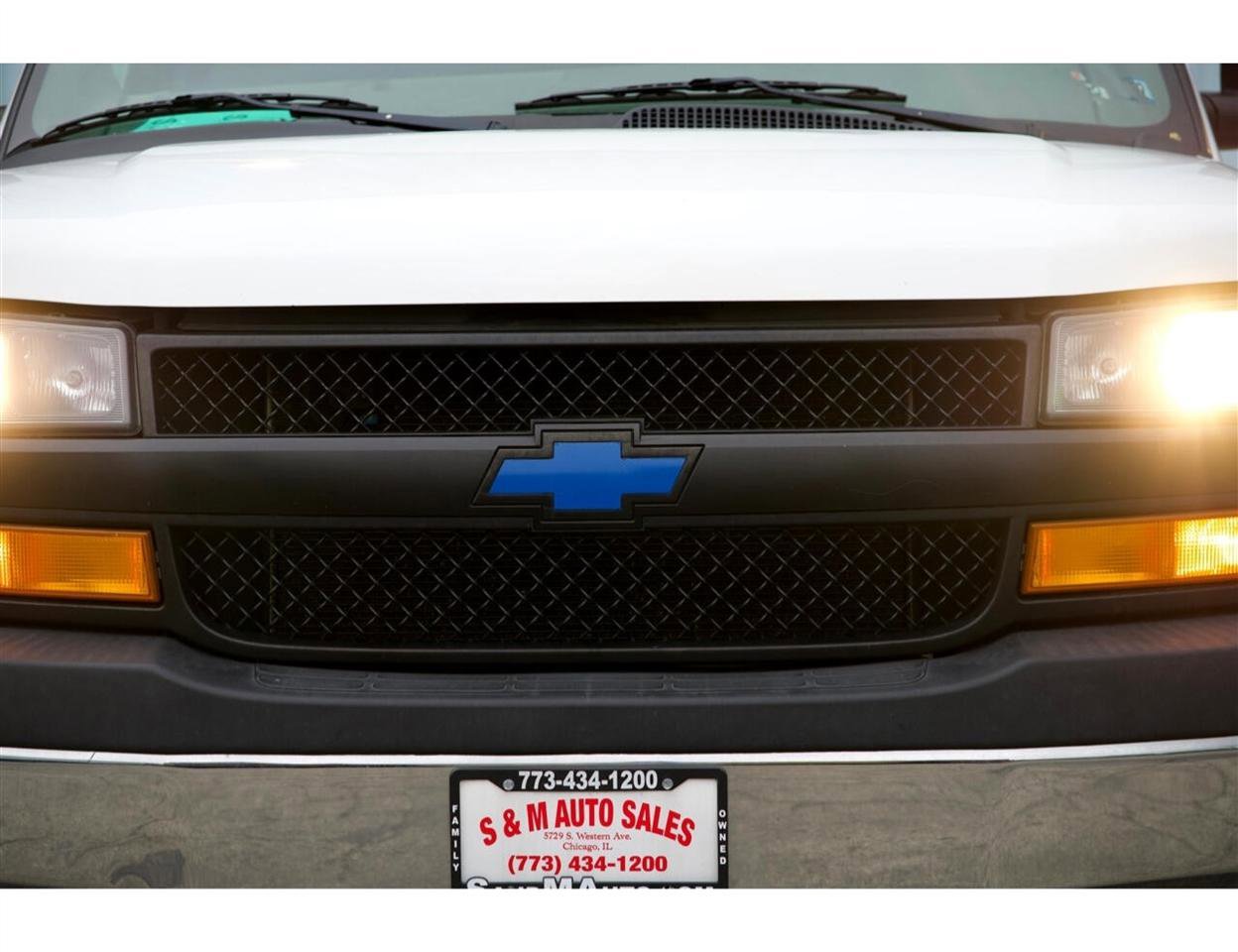 Used 2019 Chevrolet Express 2500 w/ Driver Convenience Package image 11