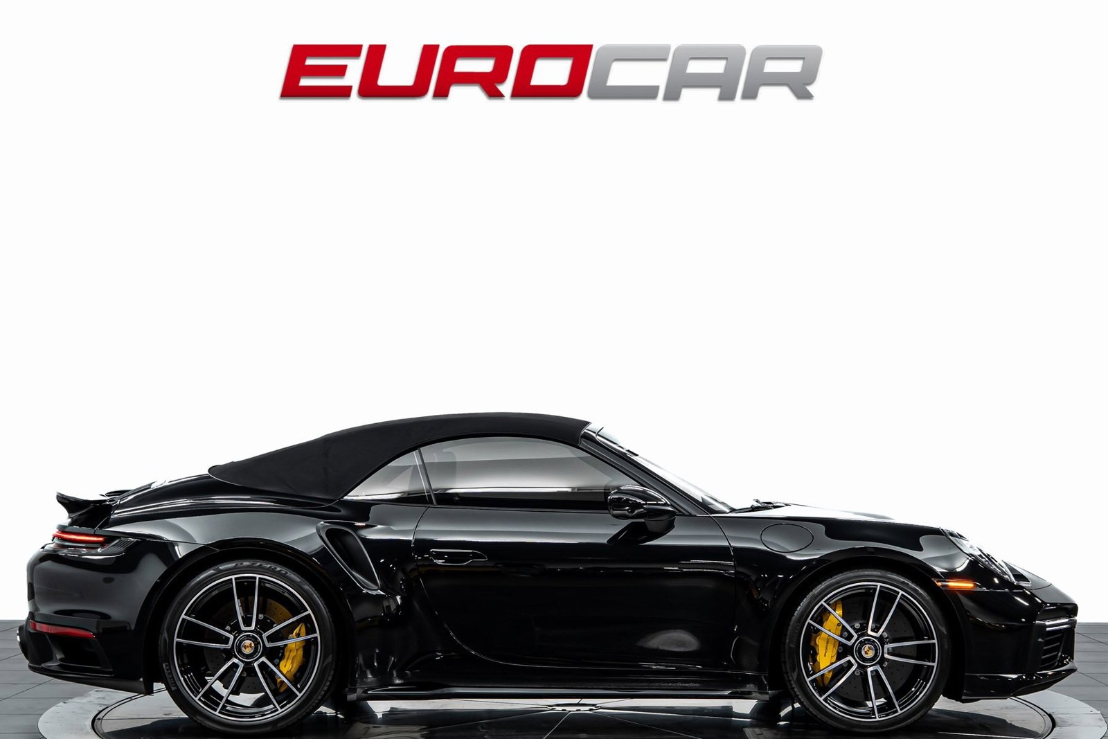 Used 2022 Porsche 911 Turbo S image 8