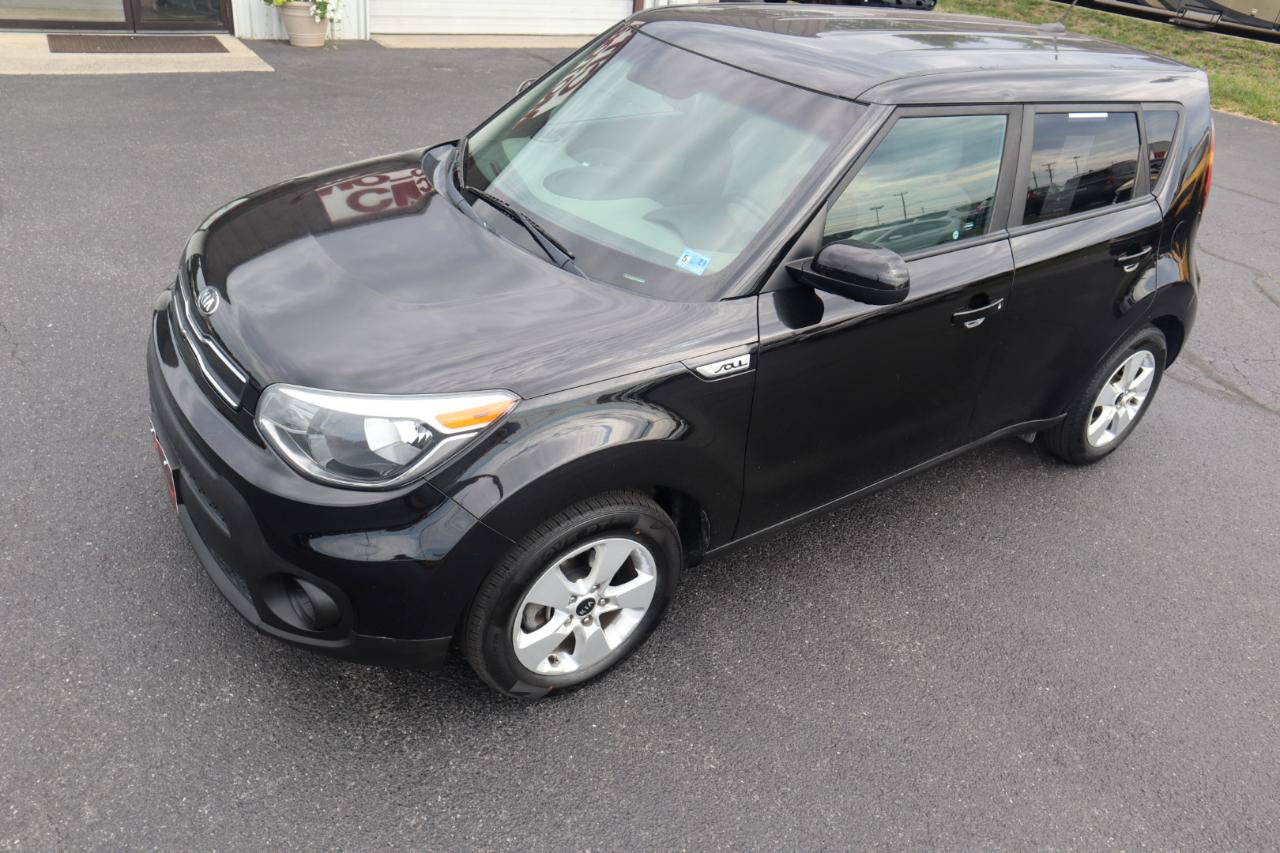 Used 2018 Kia Soul FWD image 22