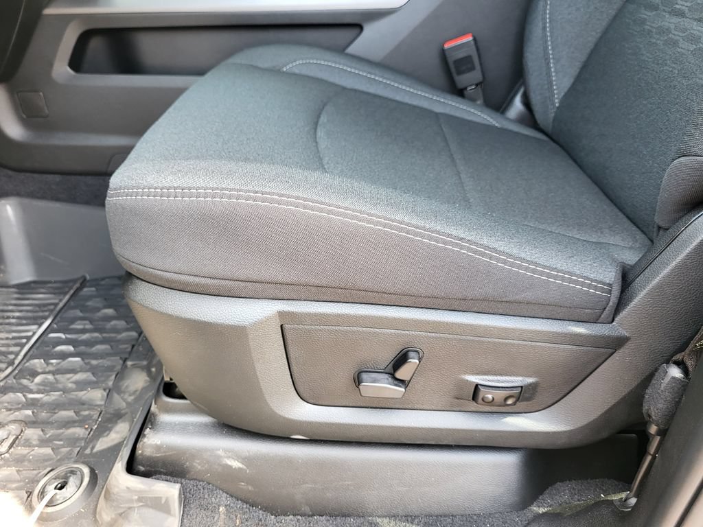 New 2026 RAM 2500 Big Horn AWD/4WD image 26