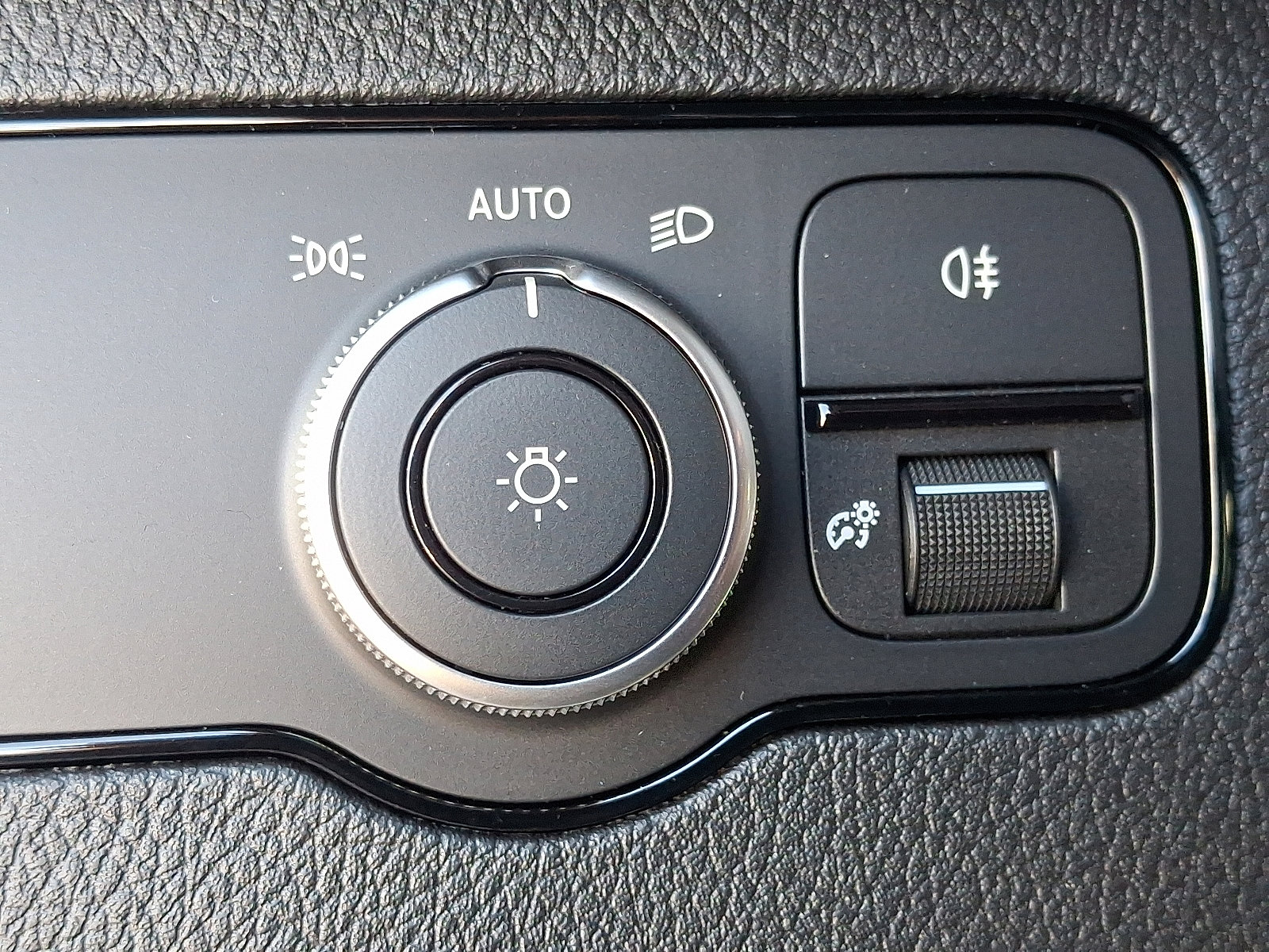 New 2025 Mercedes-Benz Sprinter 2500 image 18