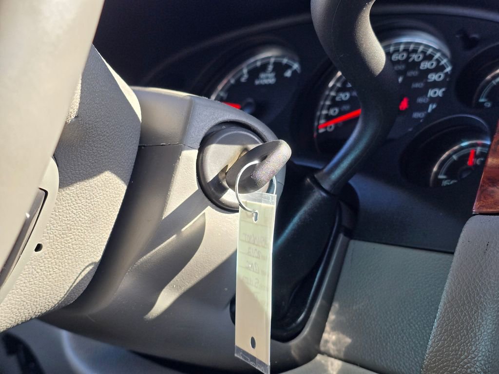 Used 2012 GMC Sierra 1500 SLT w/ SLT White Diamond Edition image 35