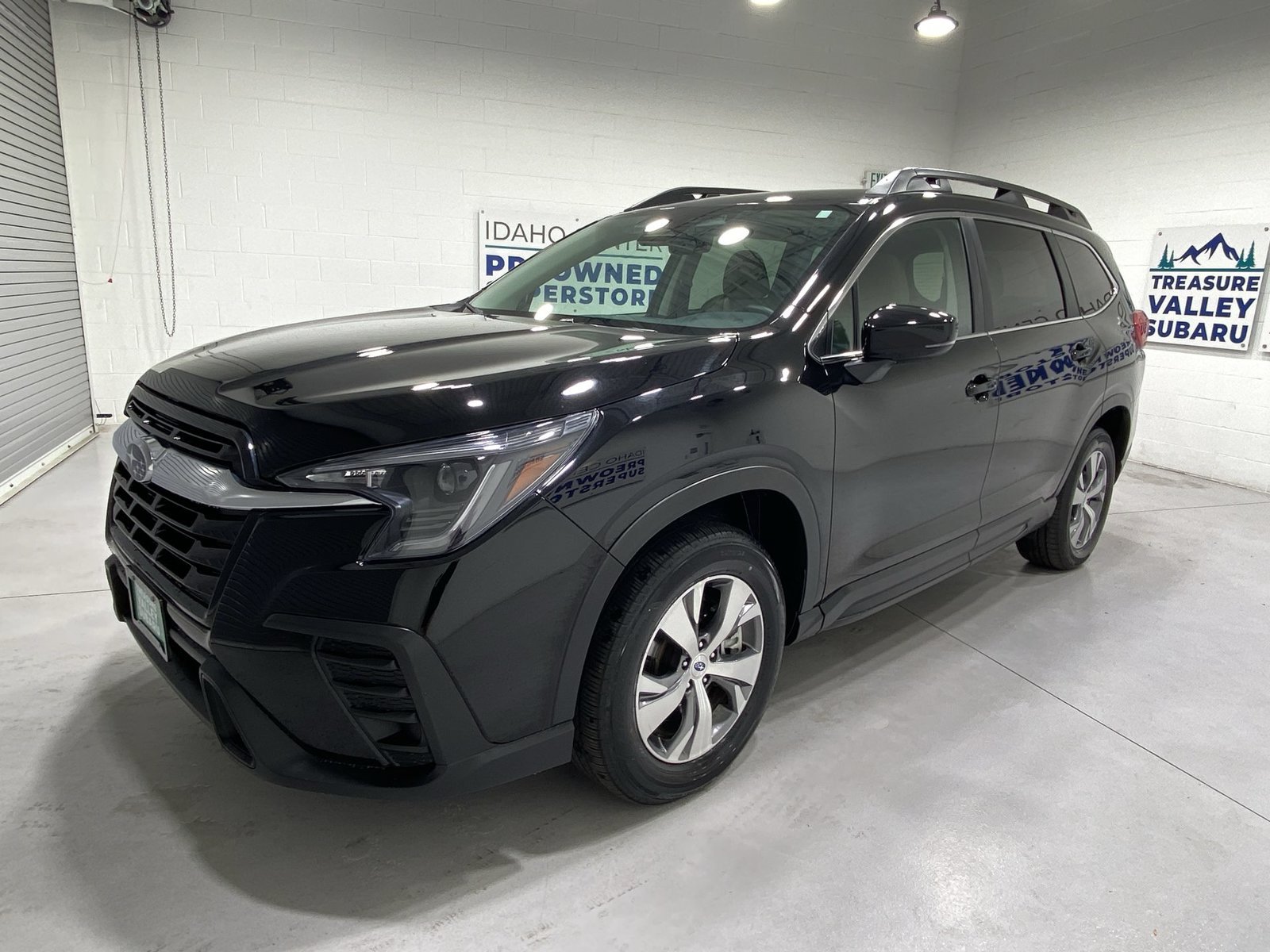 Used 2025 Subaru Ascent Premium AWD/4WD image 4