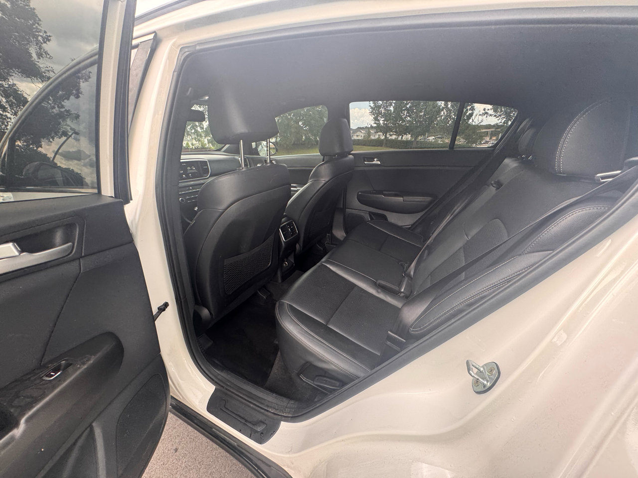 Used 2021 Kia Sportage S image 9