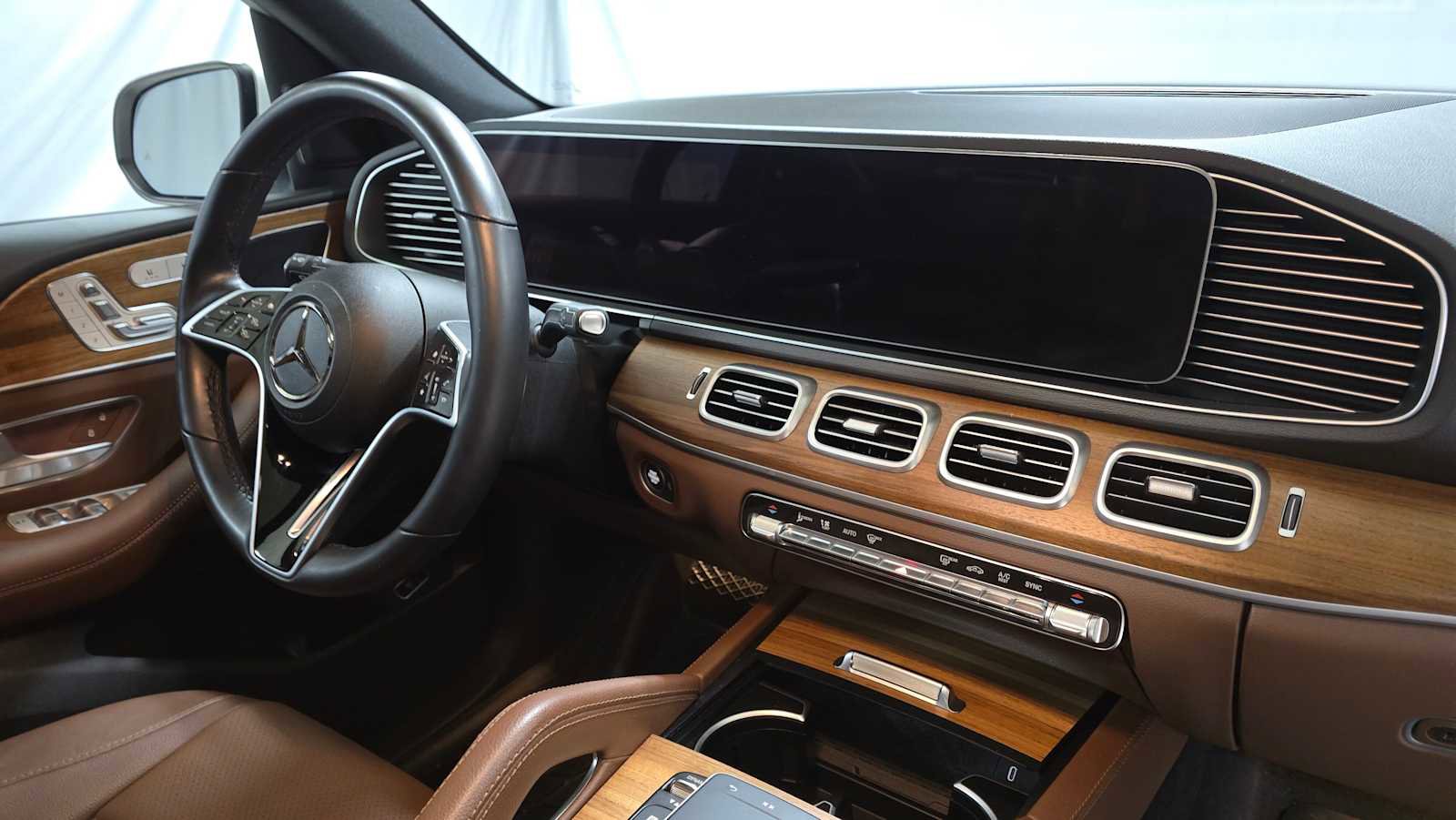 Certified 2024 Mercedes-Benz GLE 350 4MATIC image 11