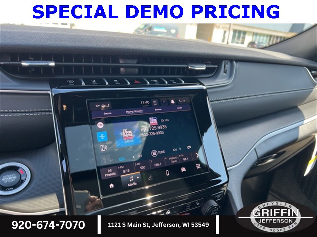 New 2025 Jeep Grand Cherokee Altitude image 23