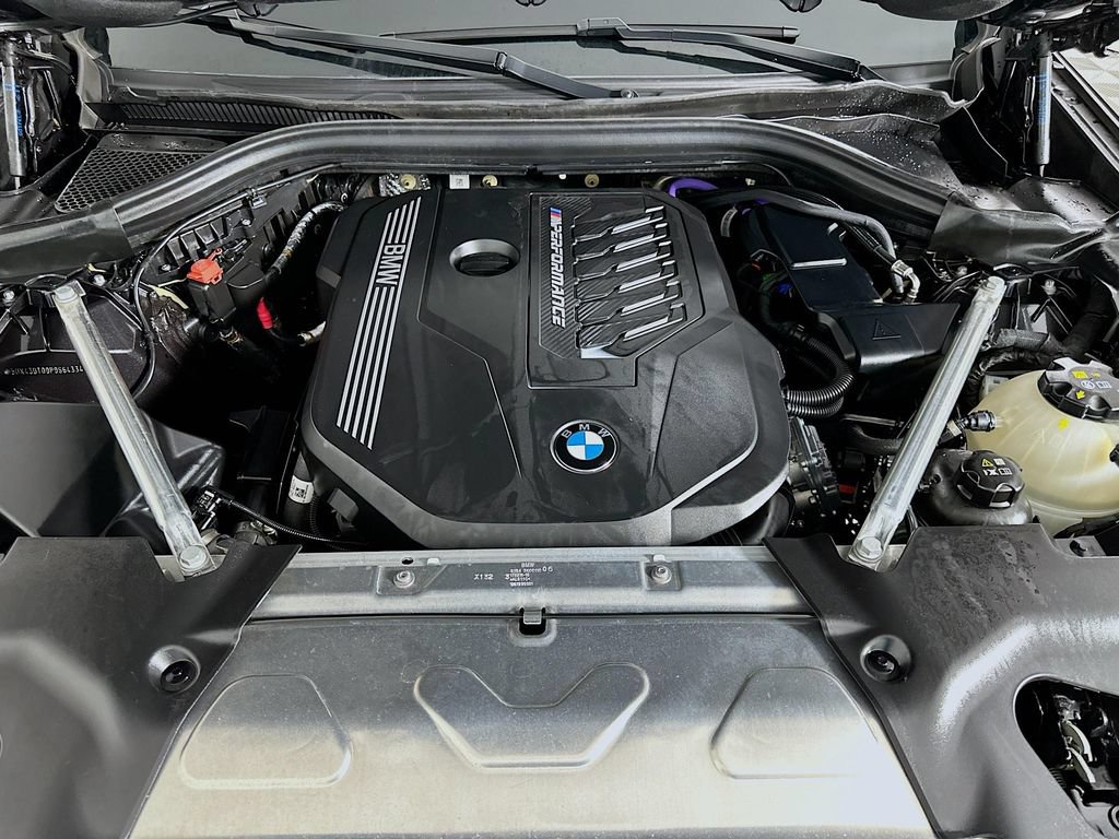 Certified 2023 BMW X4 M40i w/ Premium Package AWD/4WD image 31