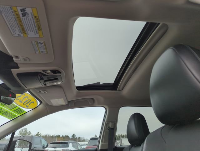 Used 2023 Subaru Outback Limited image 28