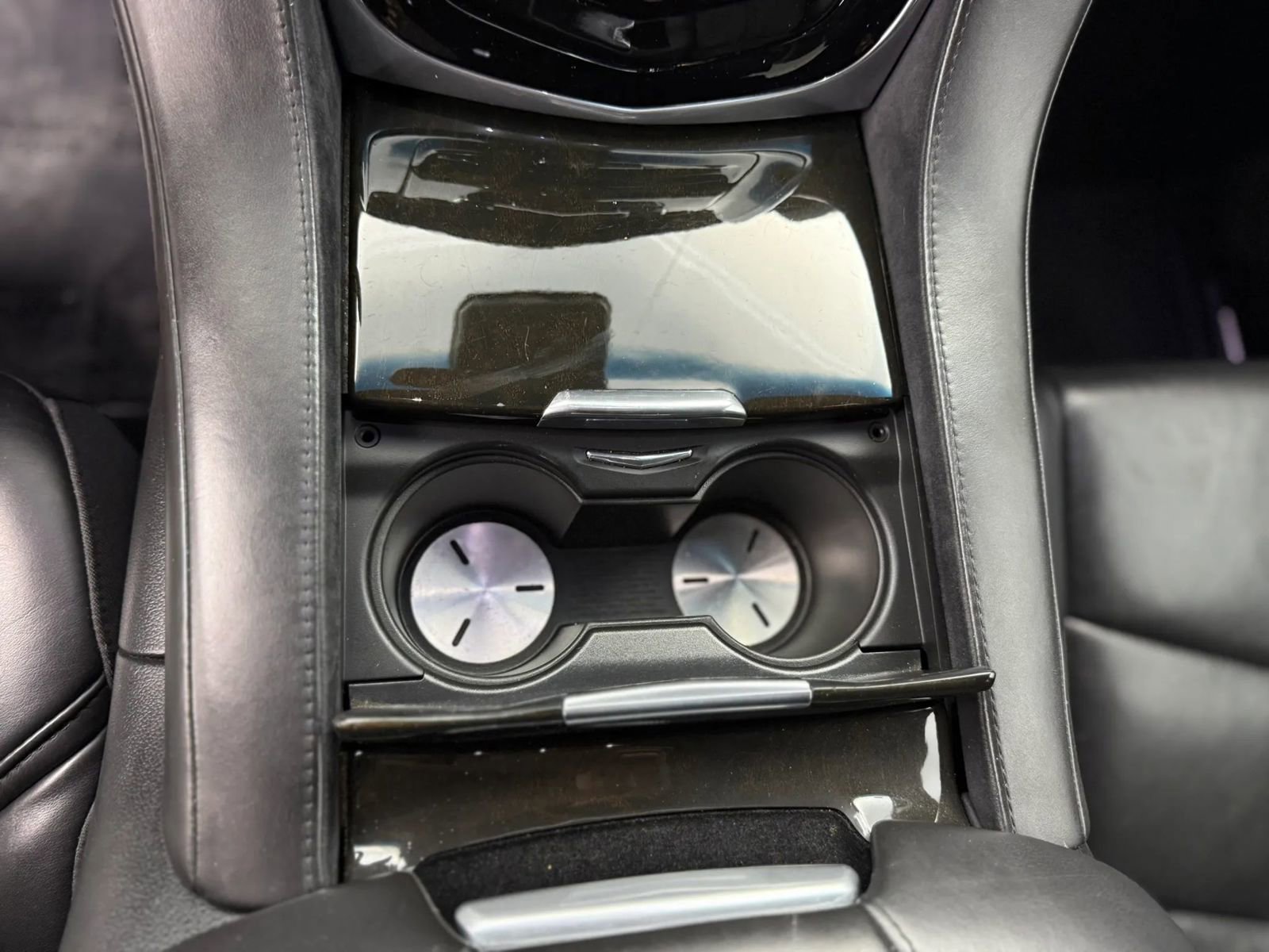 Used 2018 Cadillac Escalade ESV Platinum AWD/4WD image 43