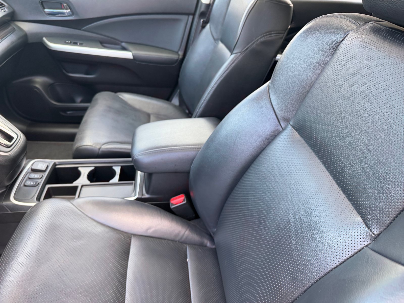 Used 2015 Honda CR-V Touring image 18
