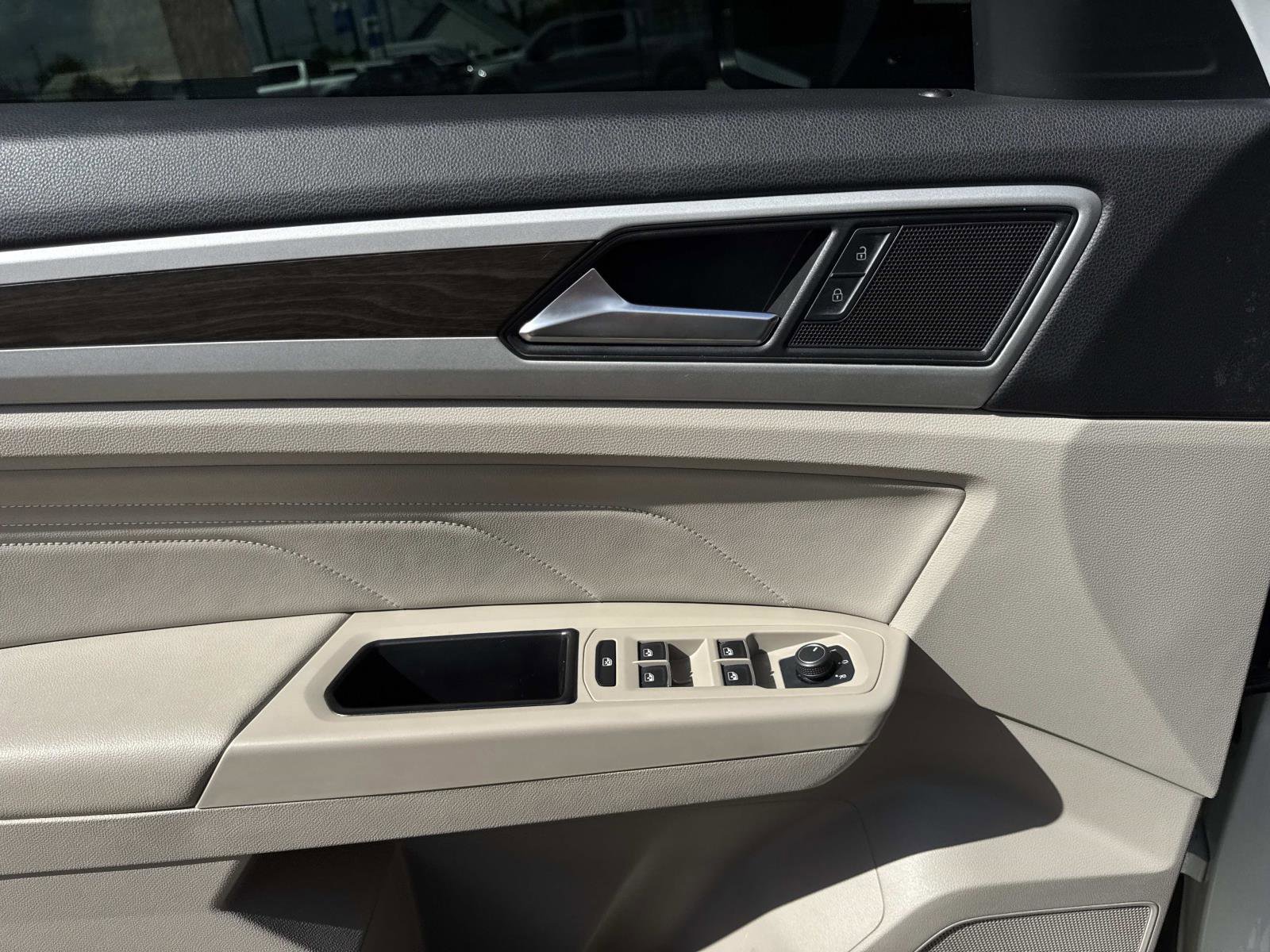 Used 2022 Volkswagen Atlas SE image 20
