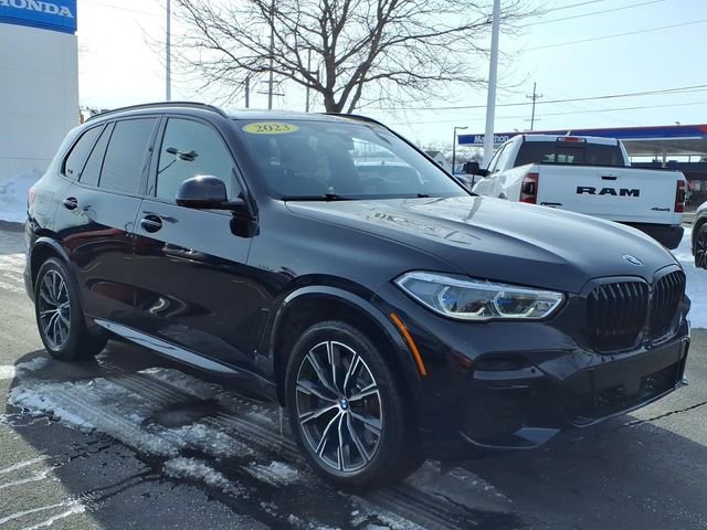 Used 2023 BMW X5 M50i w/ Executive Package image 3