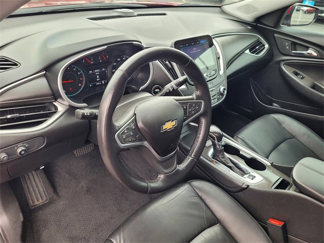 Used 2022 Chevrolet Malibu LT w/ Leather Package image 7