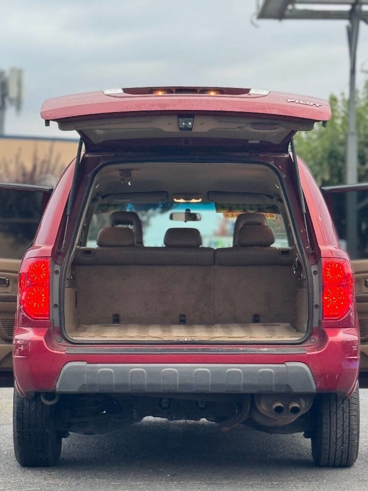 Used 2004 Honda Pilot EX image 11