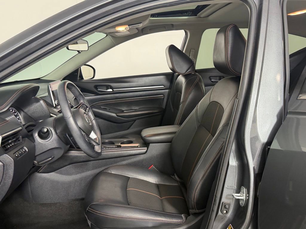 Used 2020 Nissan Altima 2.0 SR FWD image 18