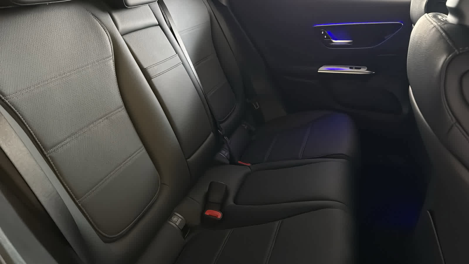 New 2026 Mercedes-Benz GLC 300 4MATIC image 33