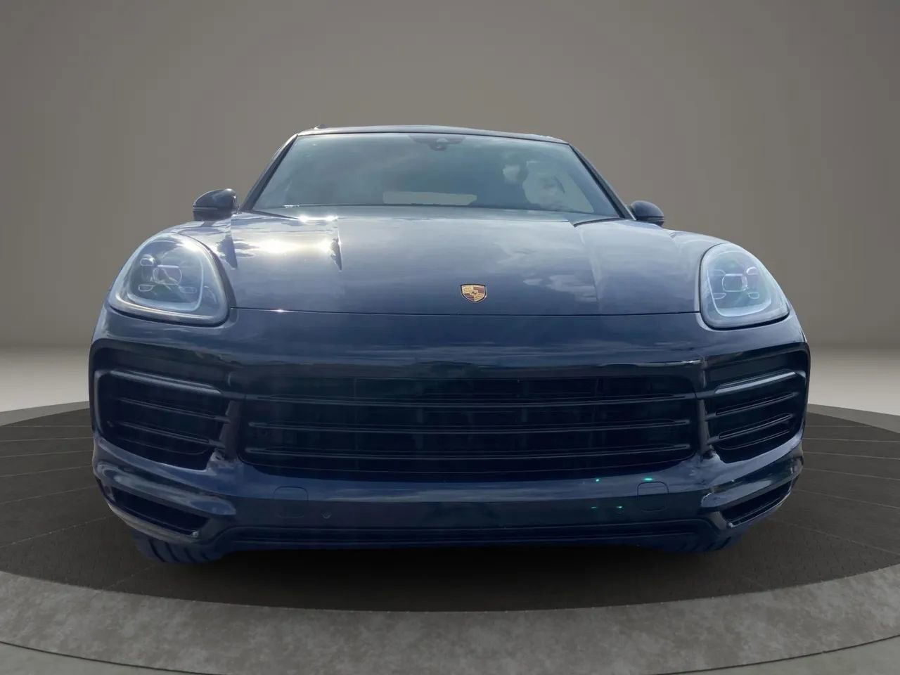 Used 2019 Porsche Cayenne Sport Utility 4D image 9
