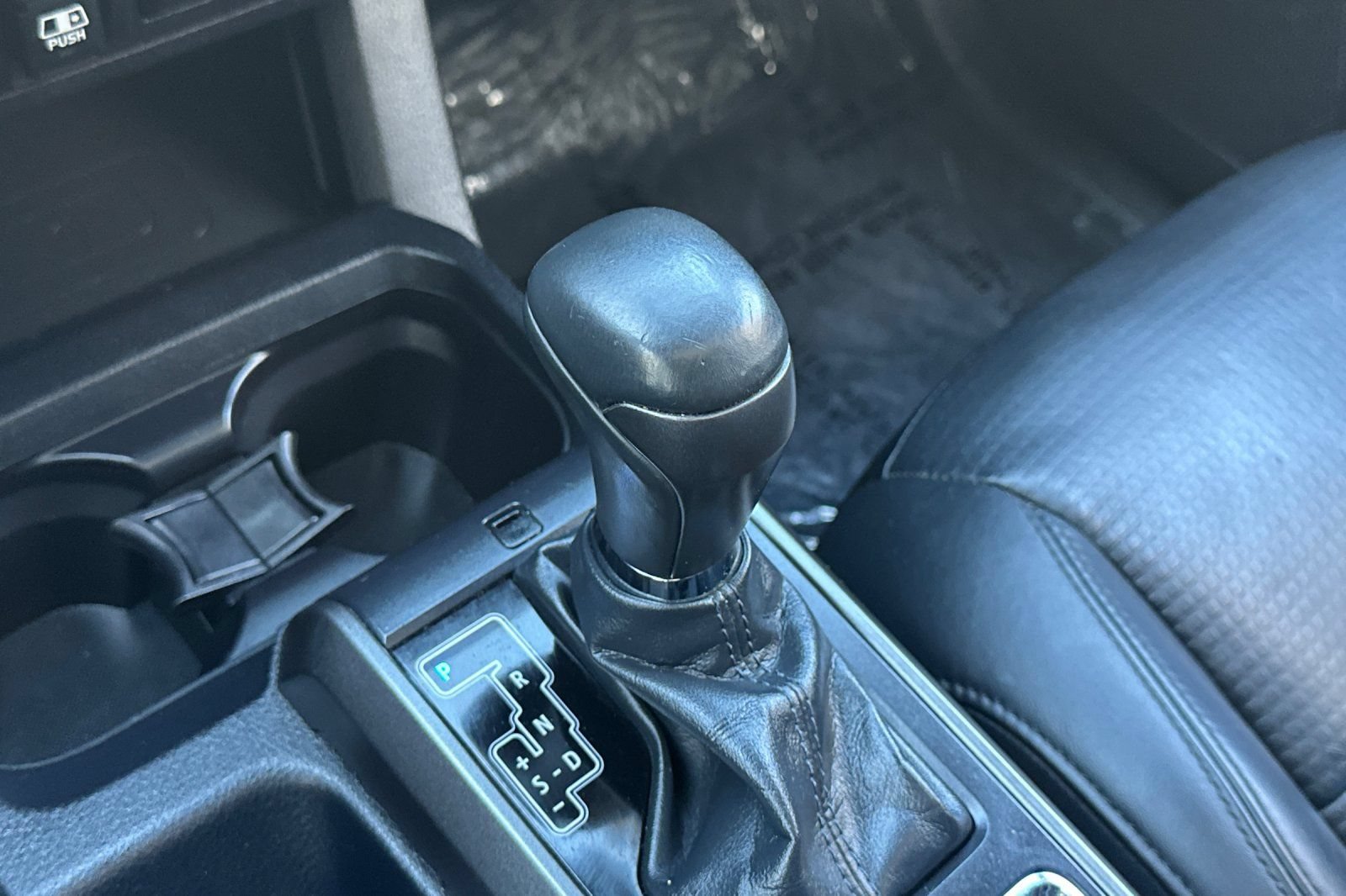 Used 2018 Toyota Tacoma TRD Sport w/ TRD Premium Sport Package RWD image 19