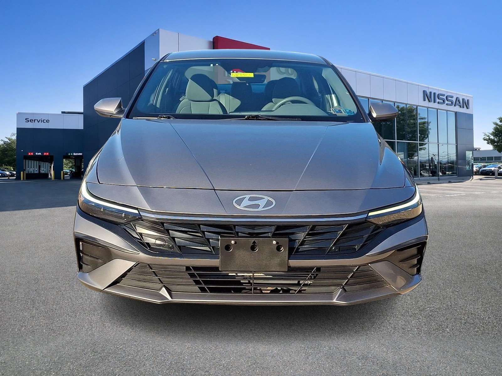 Used 2024 Hyundai Elantra SEL FWD image 2