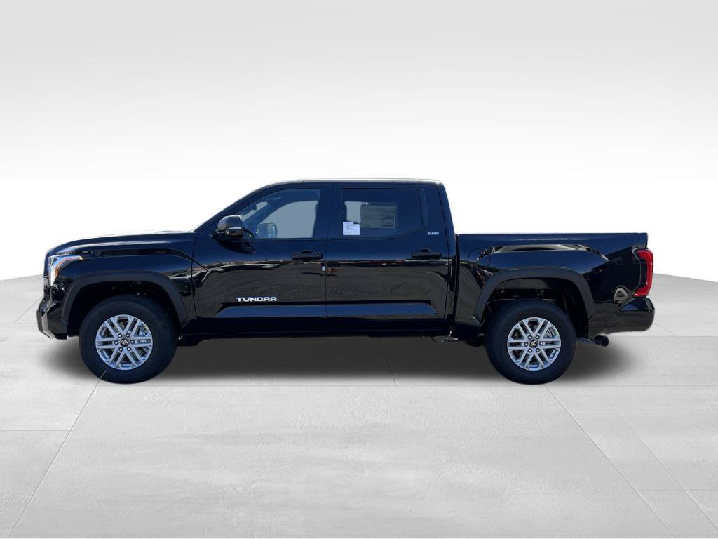 New 2026 Toyota Tundra SR5 AWD/4WD image 2