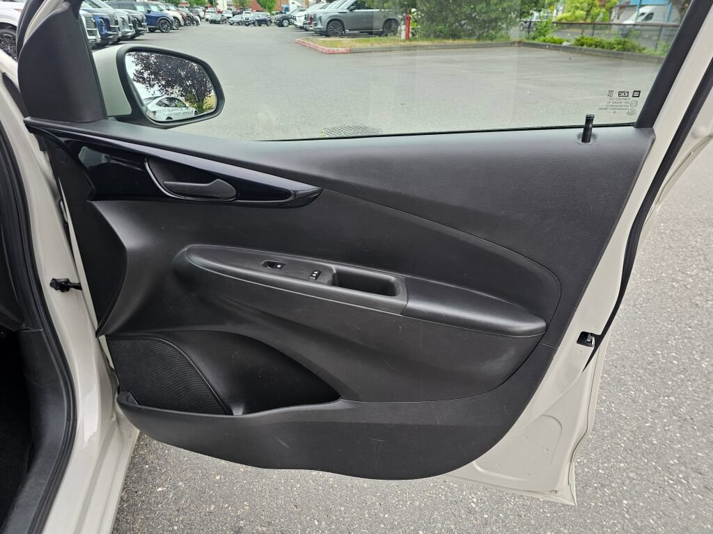 Used 2020 Chevrolet Spark LT FWD image 10
