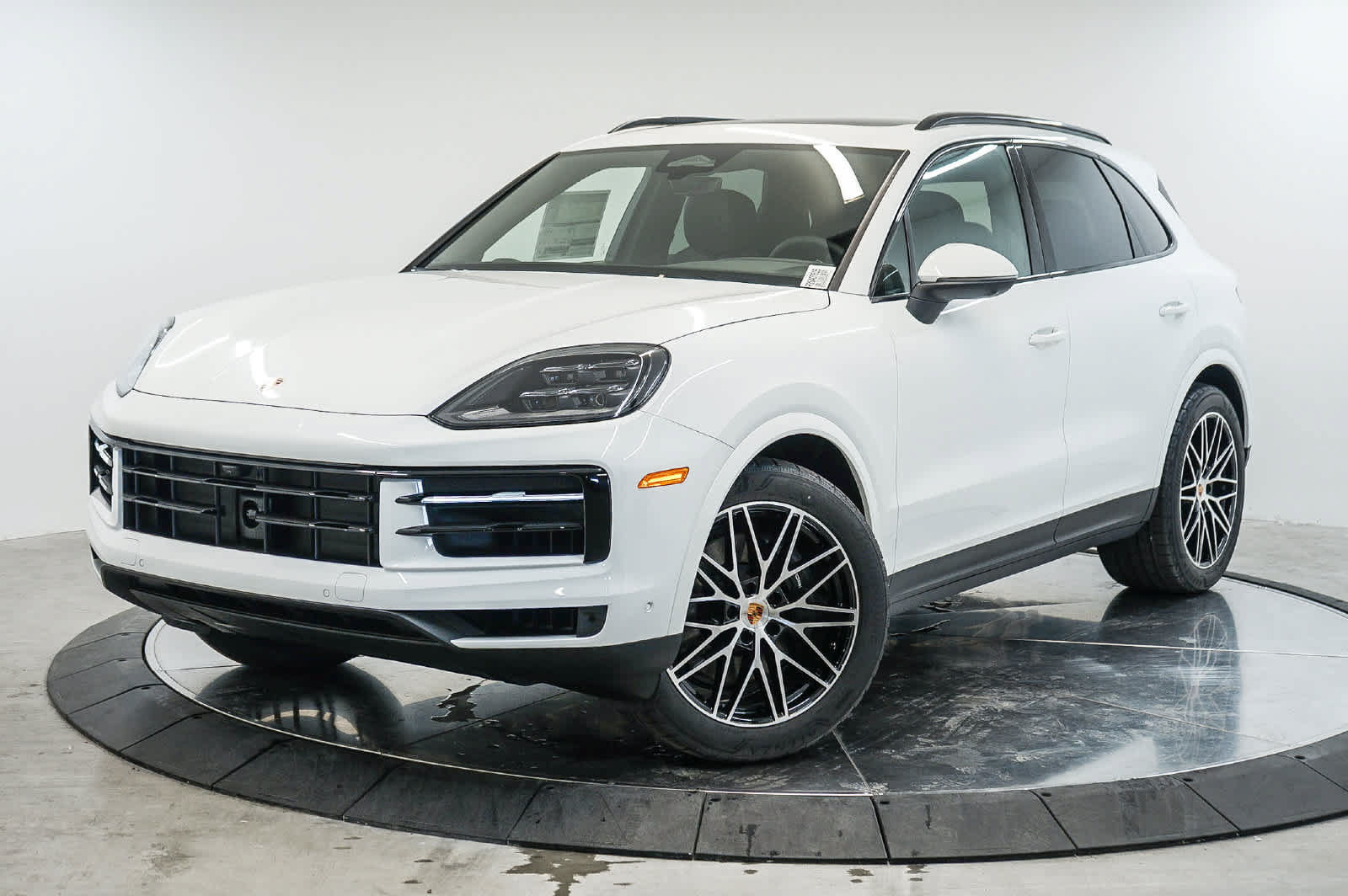 New 2026 Porsche Cayenne AWD/4WD image 1