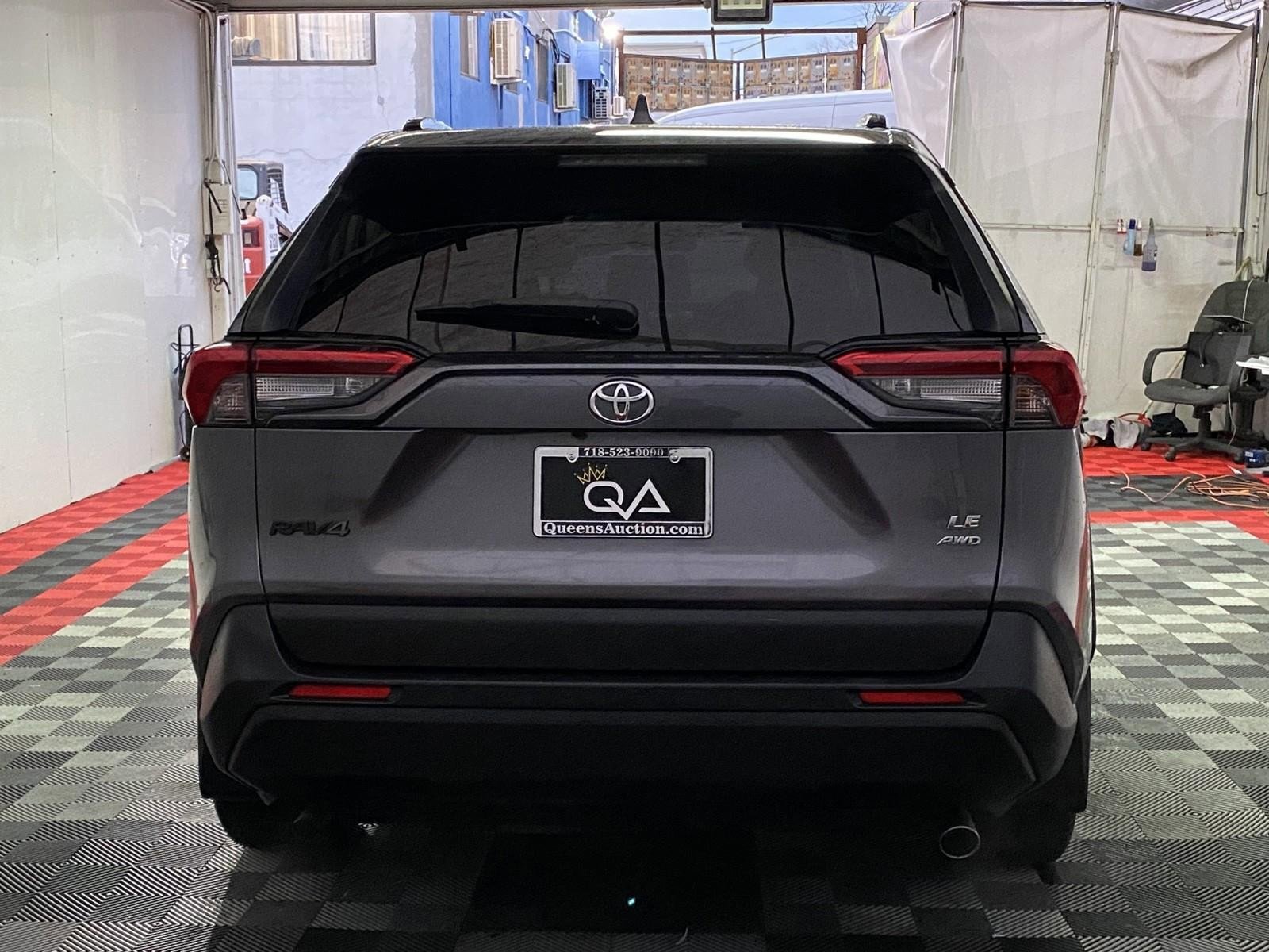 Used 2020 Toyota RAV4 LE w/ All Weather Liner Package image 4