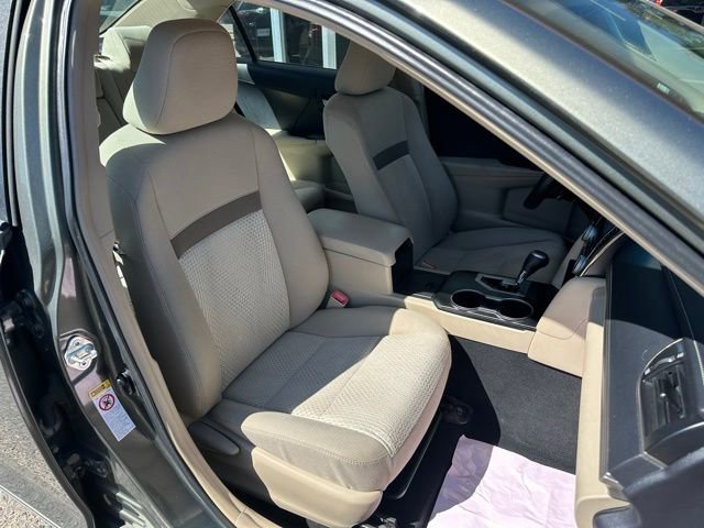 Used 2013 Toyota Camry LE FWD image 10