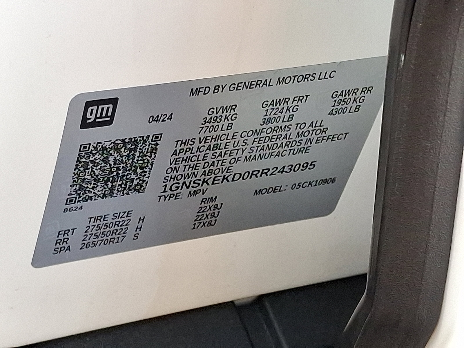 Certified 2024 Chevrolet Suburban RST w/ Luxury Package image 32