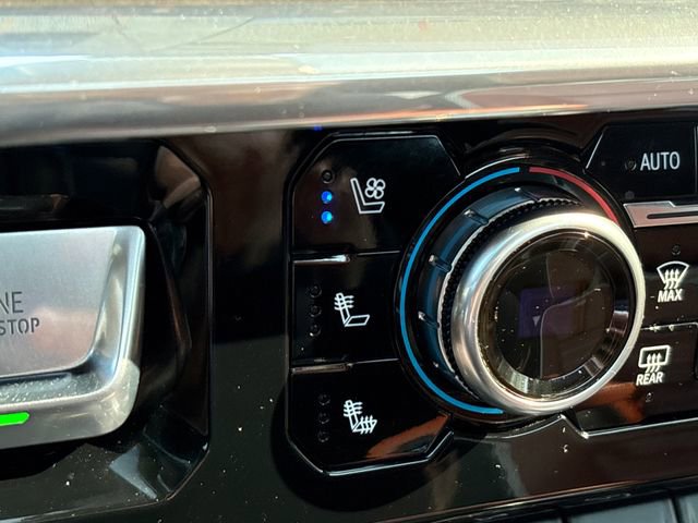 Used 2024 GMC Sierra 3500 Denali Ultimate image 23