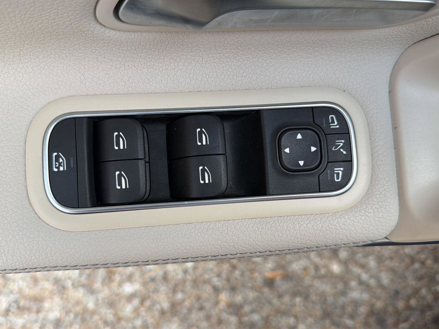 Used 2022 Mercedes-Benz A 220 image 17