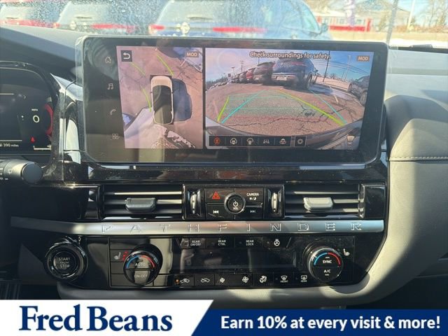 New 2026 Nissan Pathfinder SL image 13