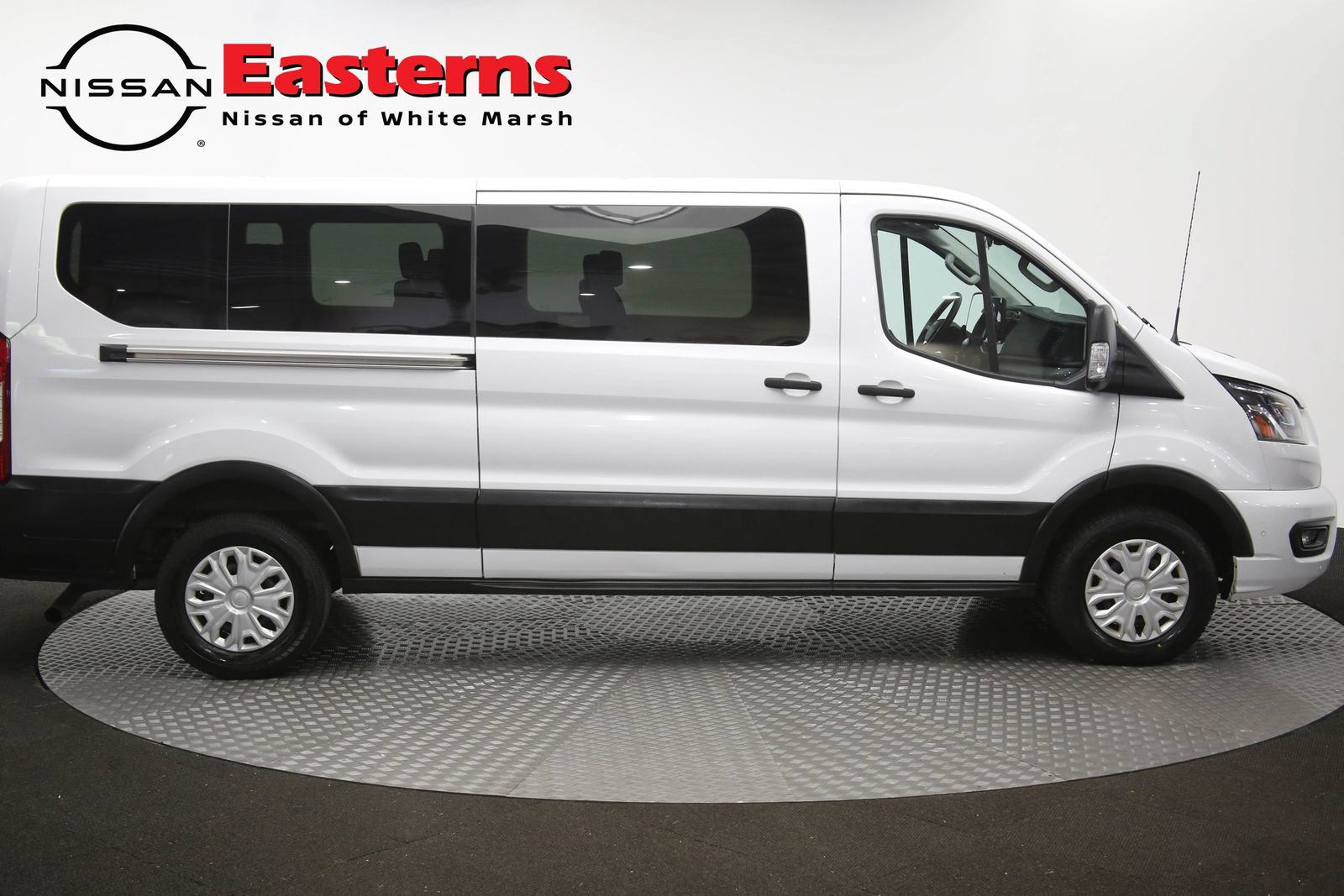 Used 2023 Ford Transit 350 XLT RWD image 43