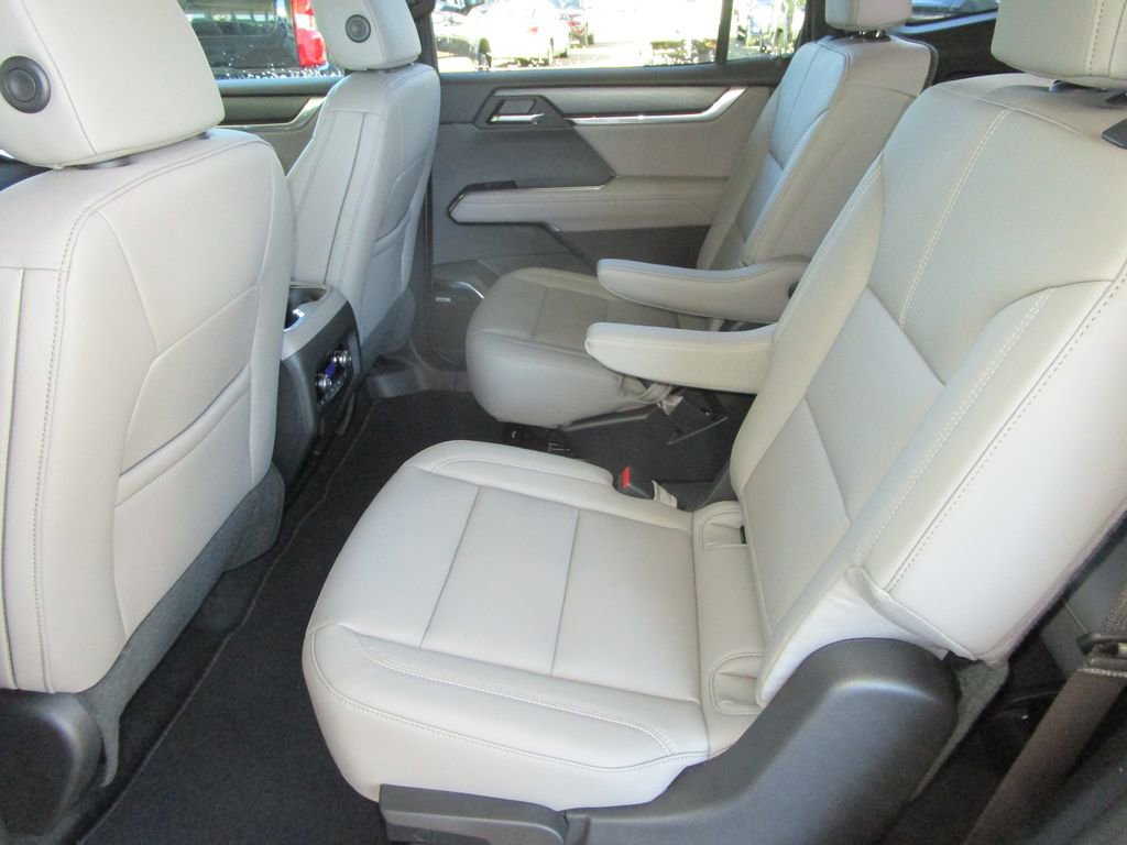 New 2026 GMC Acadia Elevation w/ Elevation Premium Package image 19