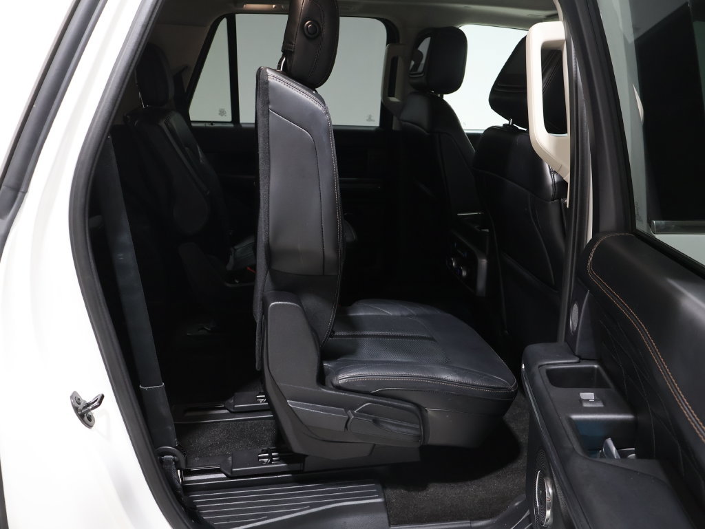 Used 2020 Ford Expedition Max Platinum AWD/4WD image 25