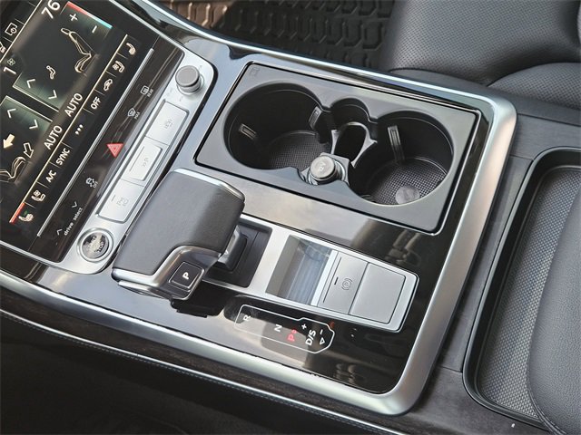 Used 2023 Audi Q7 3.0T Prestige image 20