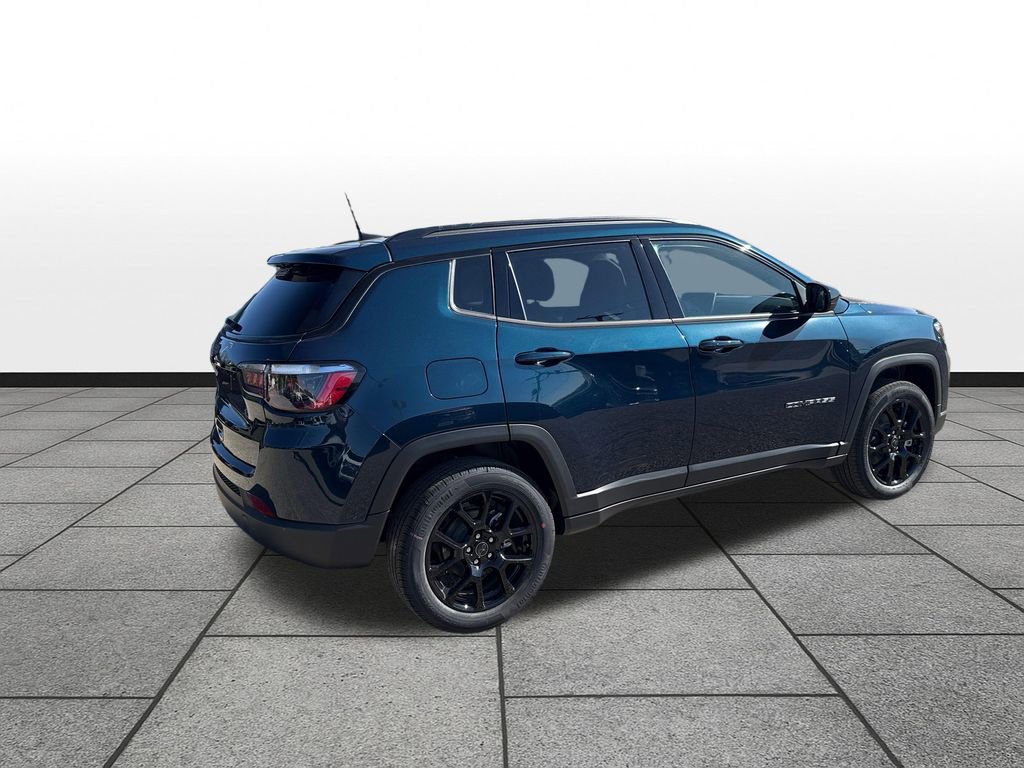 New 2026 Jeep Compass Latitude AWD/4WD image 5