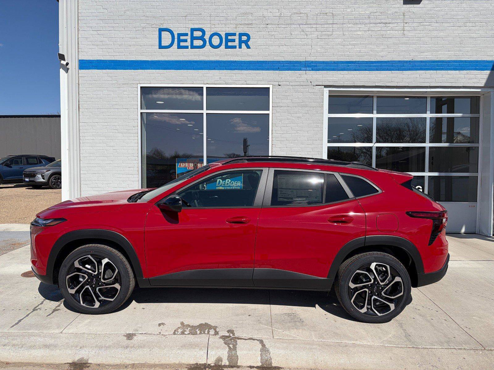 New 2026 Chevrolet Trax RS w/ Driver Confidence Package FWD image 2