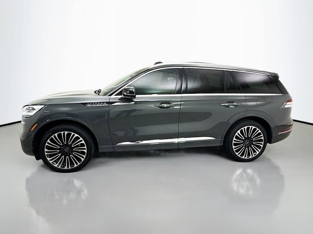 Used 2023 Lincoln Aviator Black Label w/ Dynamic Handling Package image 4