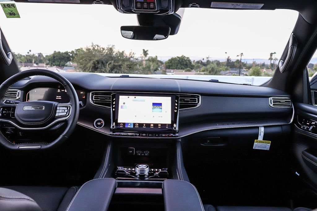 New 2026 Jeep Grand Wagoneer Summit AWD/4WD image 14