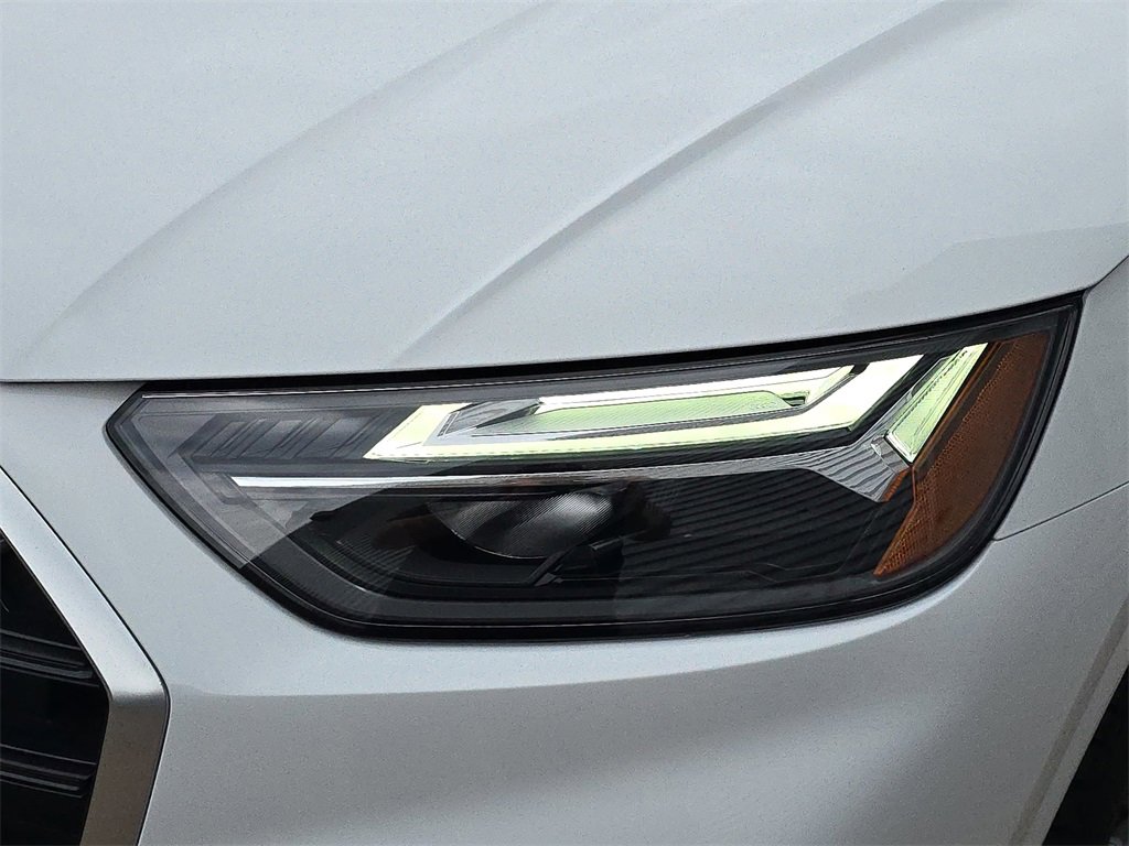 Certified 2025 Audi Q5 2.0T Premium Plus w/ Premium Plus Package image 32