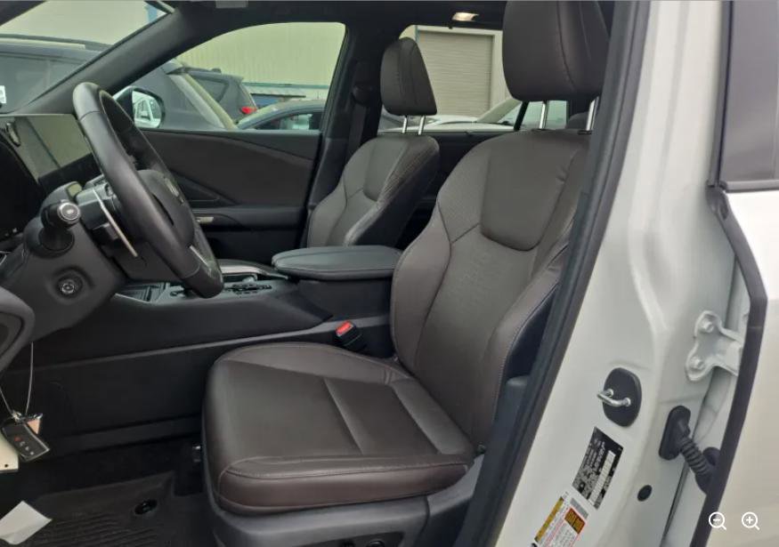 Used 2024 Lexus TX 350 AWD w/ Captains Chair Package image 6