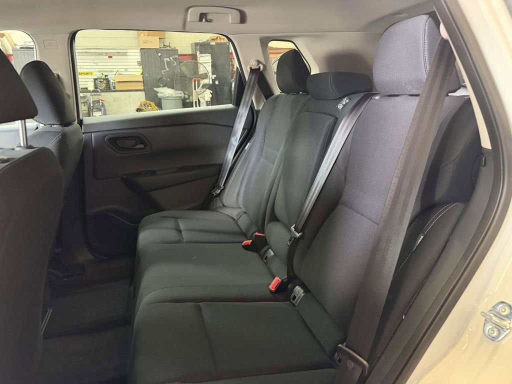 Used 2026 Nissan Rogue S AWD/4WD image 20