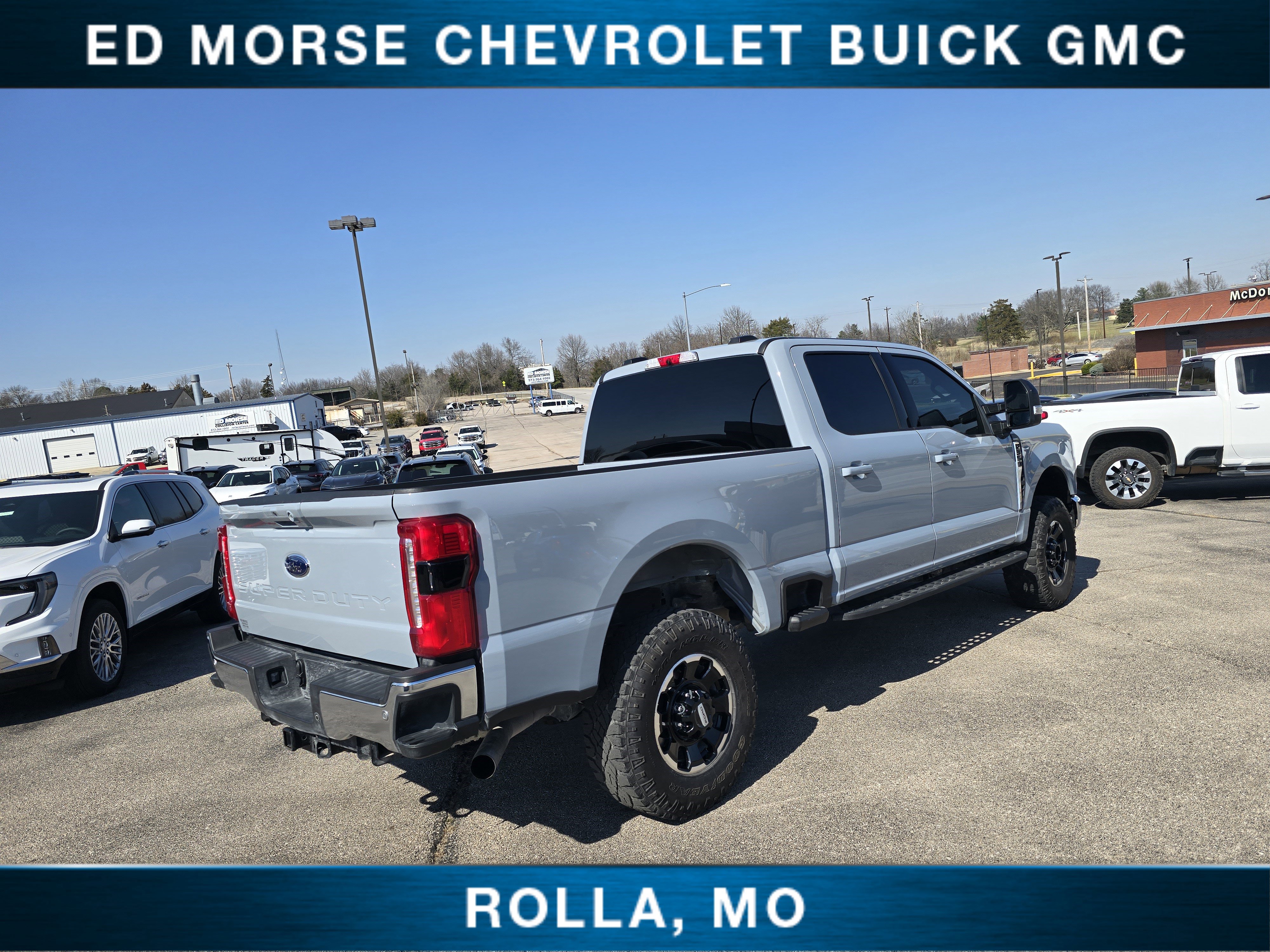 Used 2025 Ford F350 Lariat w/ Tremor Off-Road Package AWD/4WD image 3