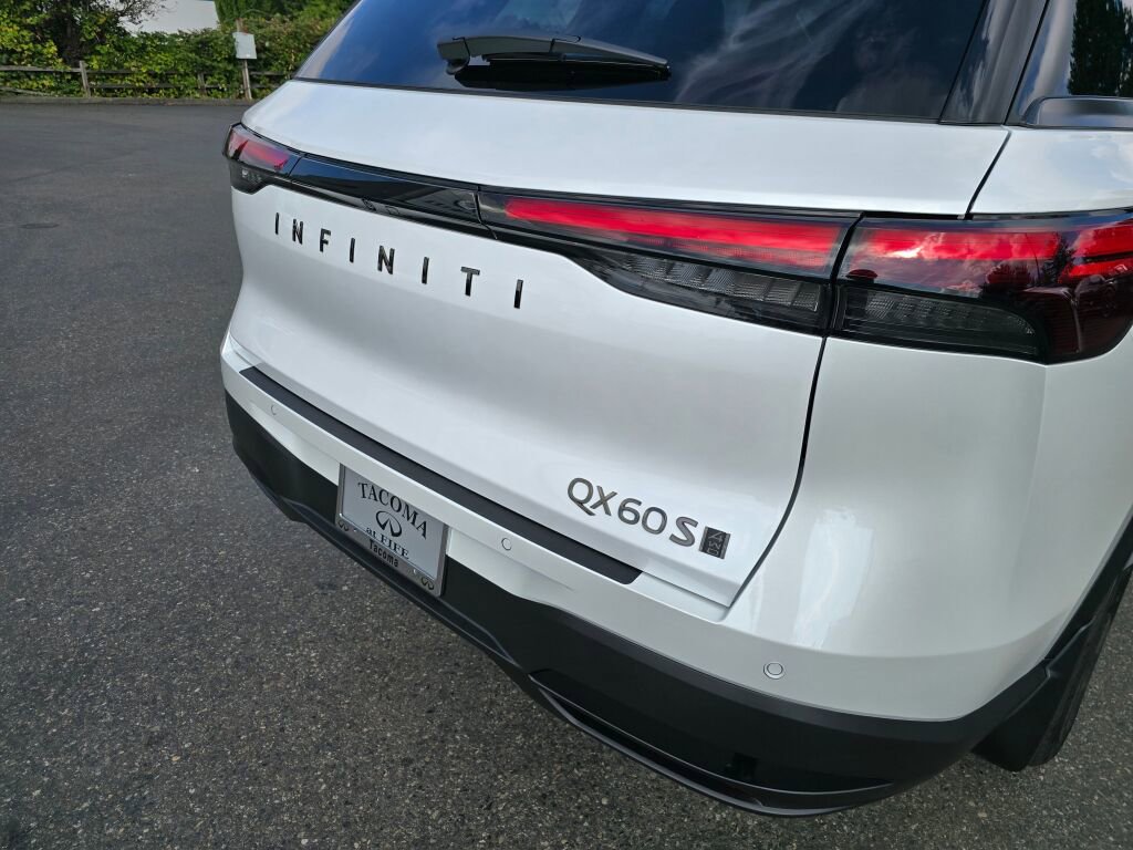 New 2026 INFINITI QX60 Sport w/ Dark Cargo Package image 13