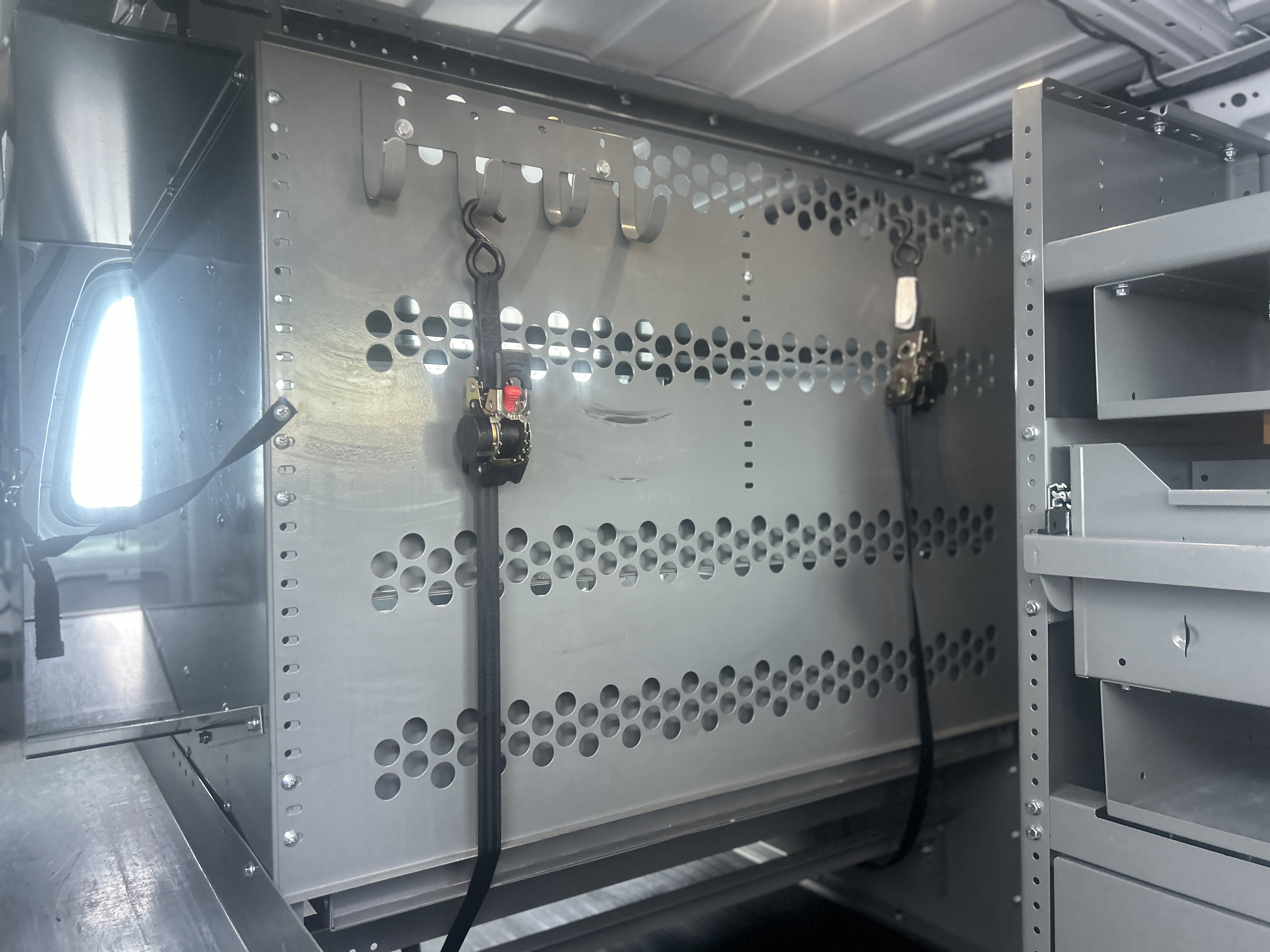 Used 2017 Chevrolet Express 2500 RWD image 26