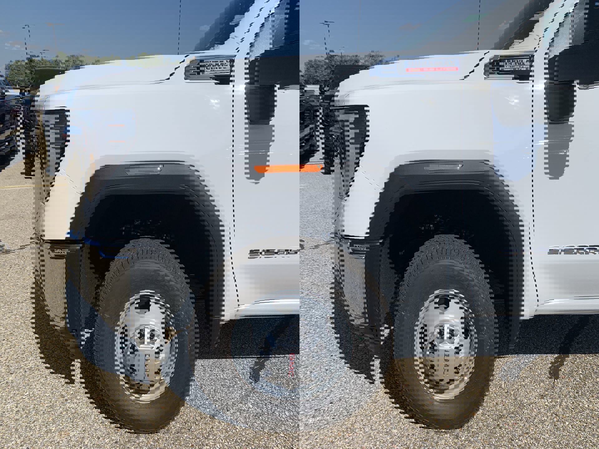 New 2025 GMC Sierra 3500 Pro w/ Convenience Package image 33